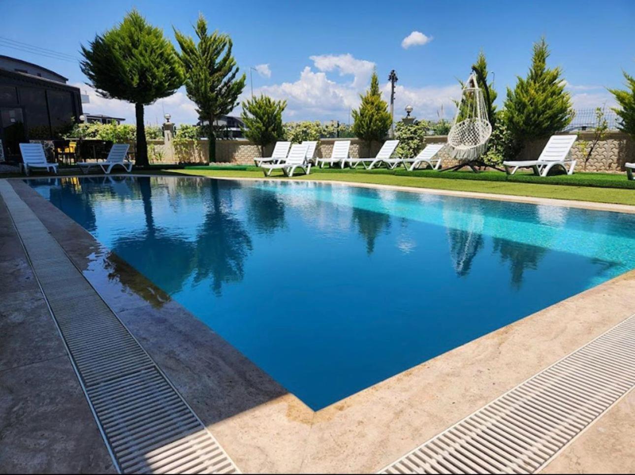 Gardenya Lara Suit Hotel Antalya Dış mekan fotoğraf